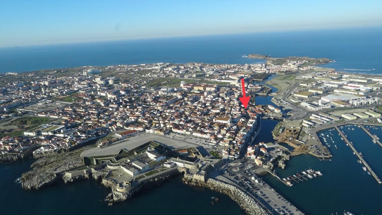 Es7Udio Leilighet Peniche Eksteriør bilde